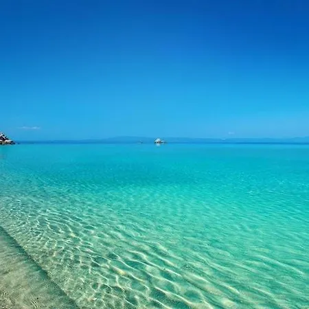 Chris & Irini Apartament *